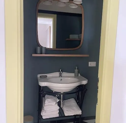 Ultra Stylish Modern Attic Daire *